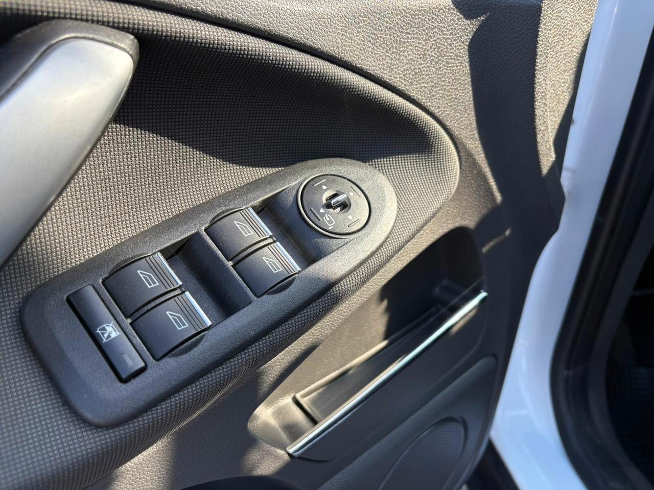 Ford Kuga 2.0 TDCi 140 CV 2WD Titanium DPF
