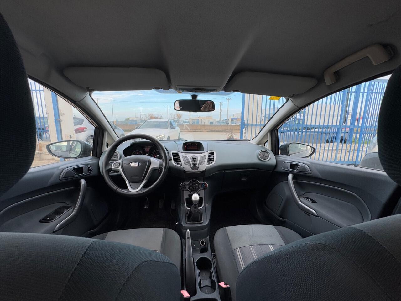 Ford Fiesta 1.4 TDCi 68CV 5 porte