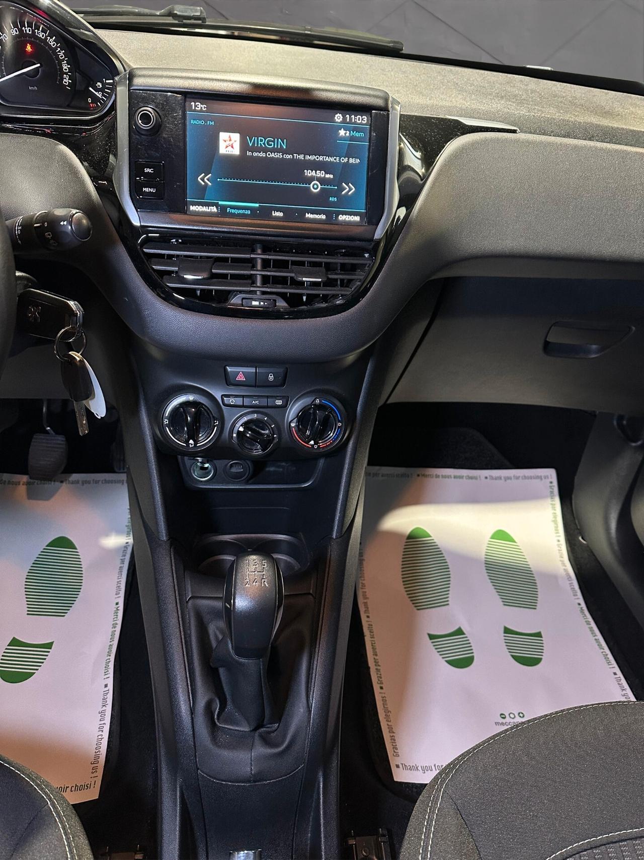 Peugeot 208 PureTech 82 5 porte Allure