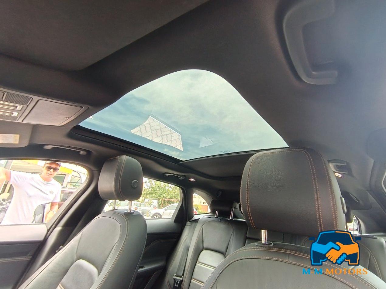 Jaguar F-Pace 2.0d Portfolio awd 180cv auto