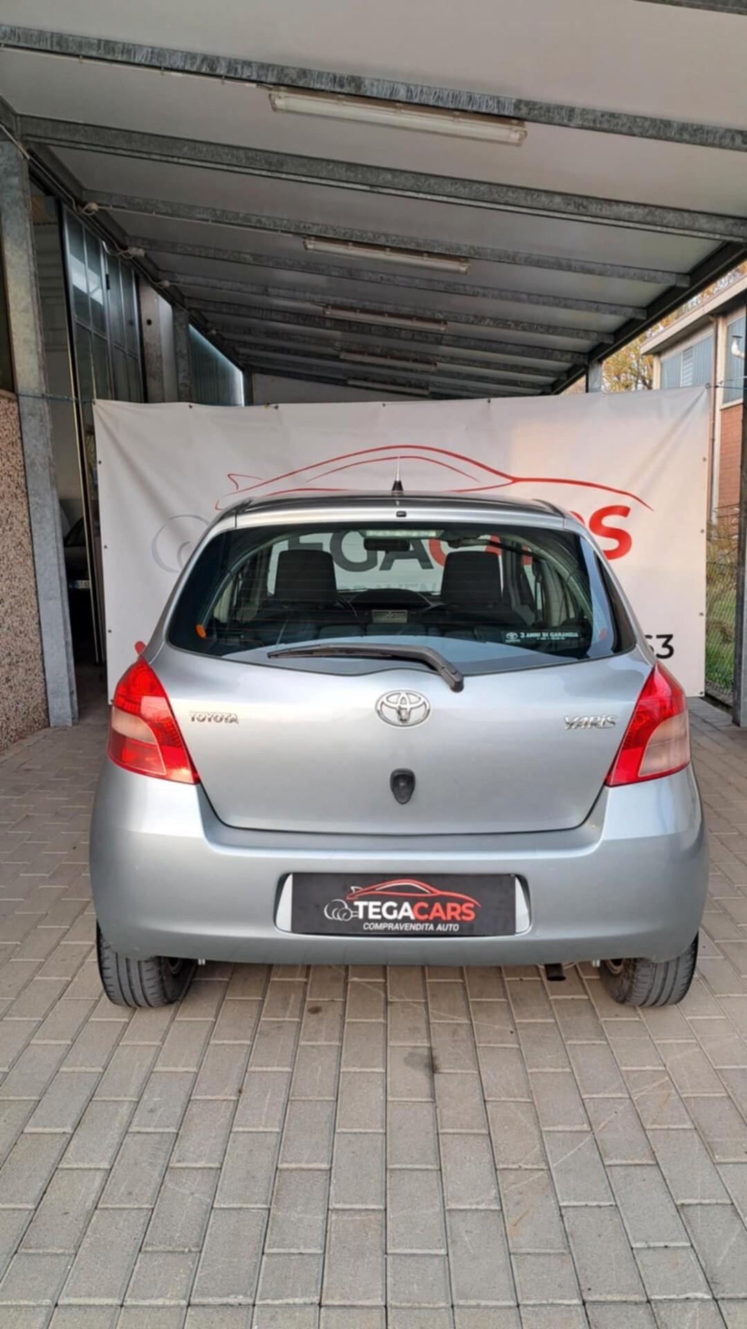 Toyota Yaris 1.3 5 porte