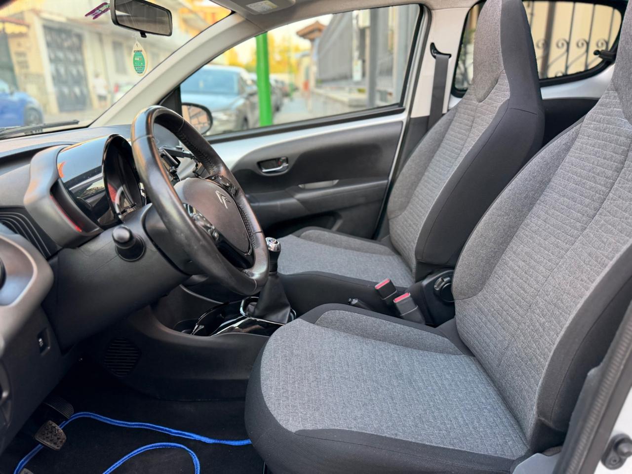 Citroen C1 PureTech 82 5 porte Shine