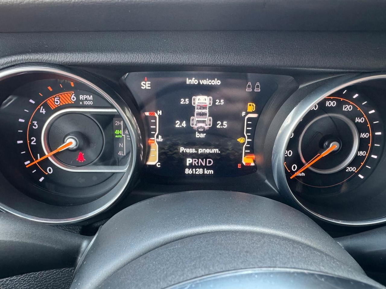 Jeep Wrangler 2.2 Mjt II Sahara