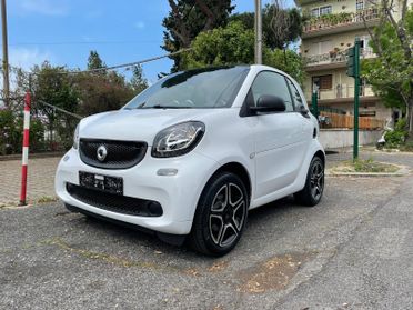 Smart ForTwo 70 1.0 twinamic Prime Navi Pelle