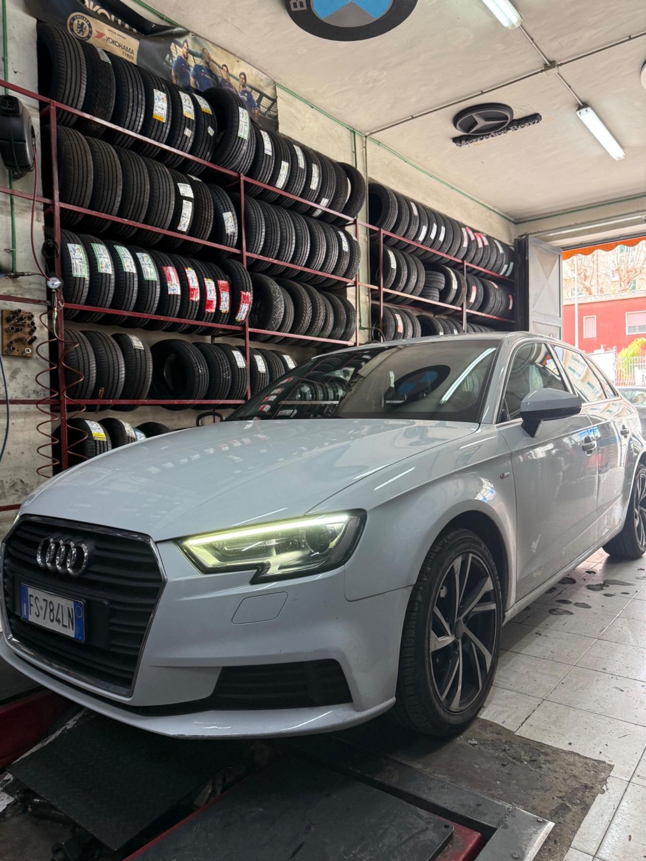 Audi A3 1.6 TDI 116 CV S tronic LED 17 AUTOMATICA