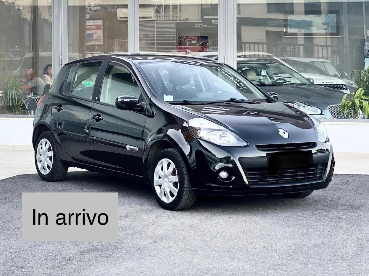 Renault Clio 1.2 16V 5 porte Dynamique