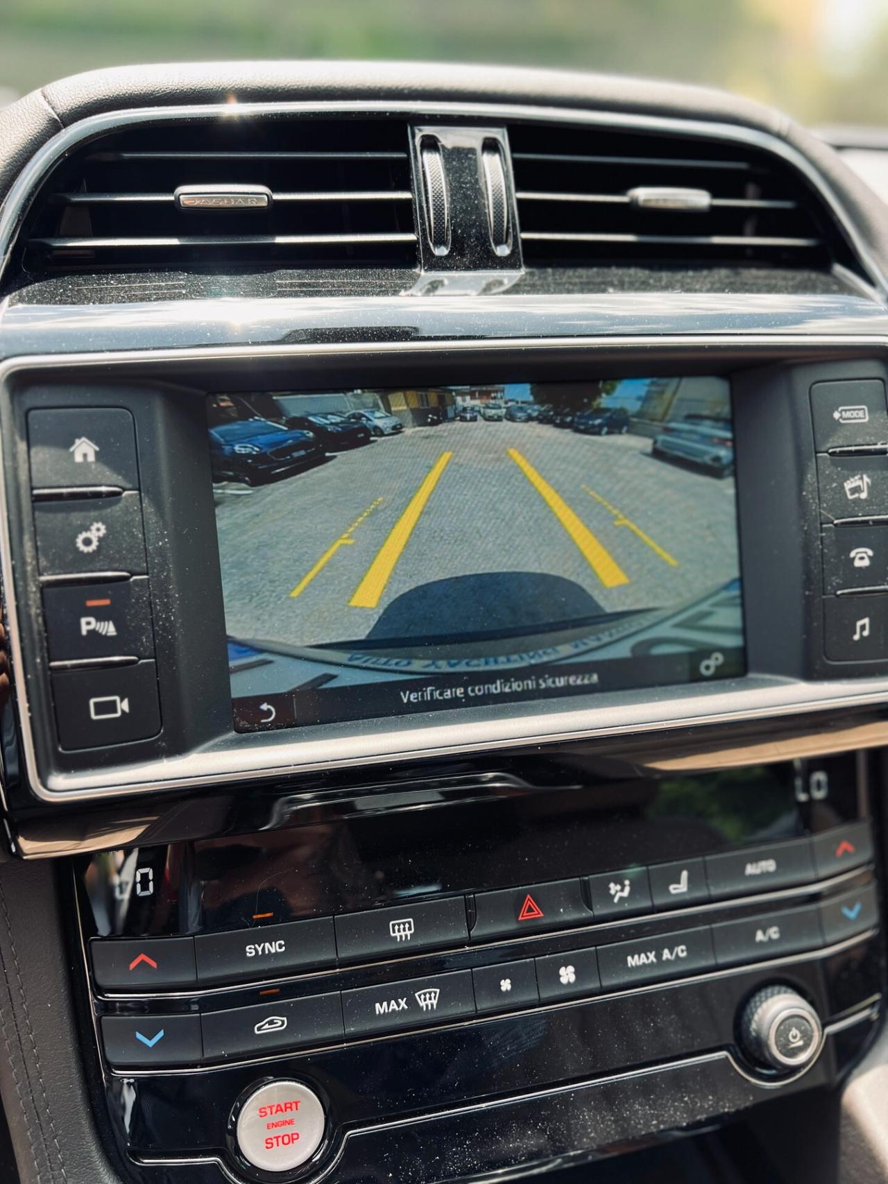 Jaguar F-Pace 2.0 D 180 CV AWD aut. Prestige