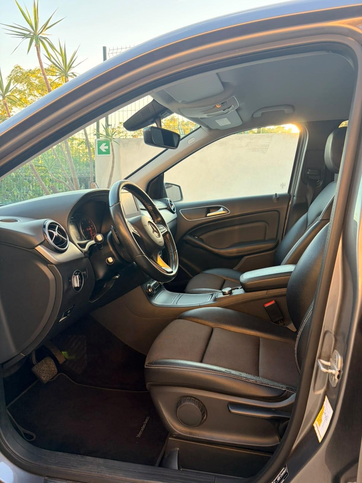 Mercedes-benz B 180 d Automatic Executive