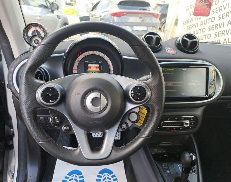 smart fortwo EQ Passion