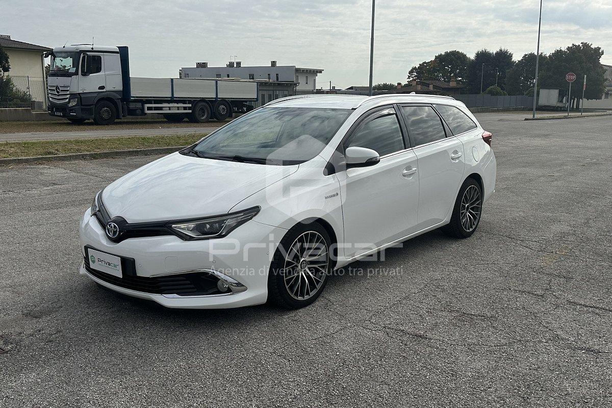 TOYOTA Auris Touring Sports 1.8 Hybrid Lounge