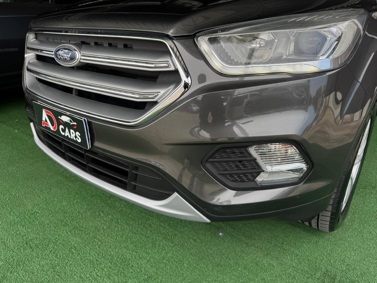 Ford Kuga 2.0 TDCI 120 CV 2WD Powershift