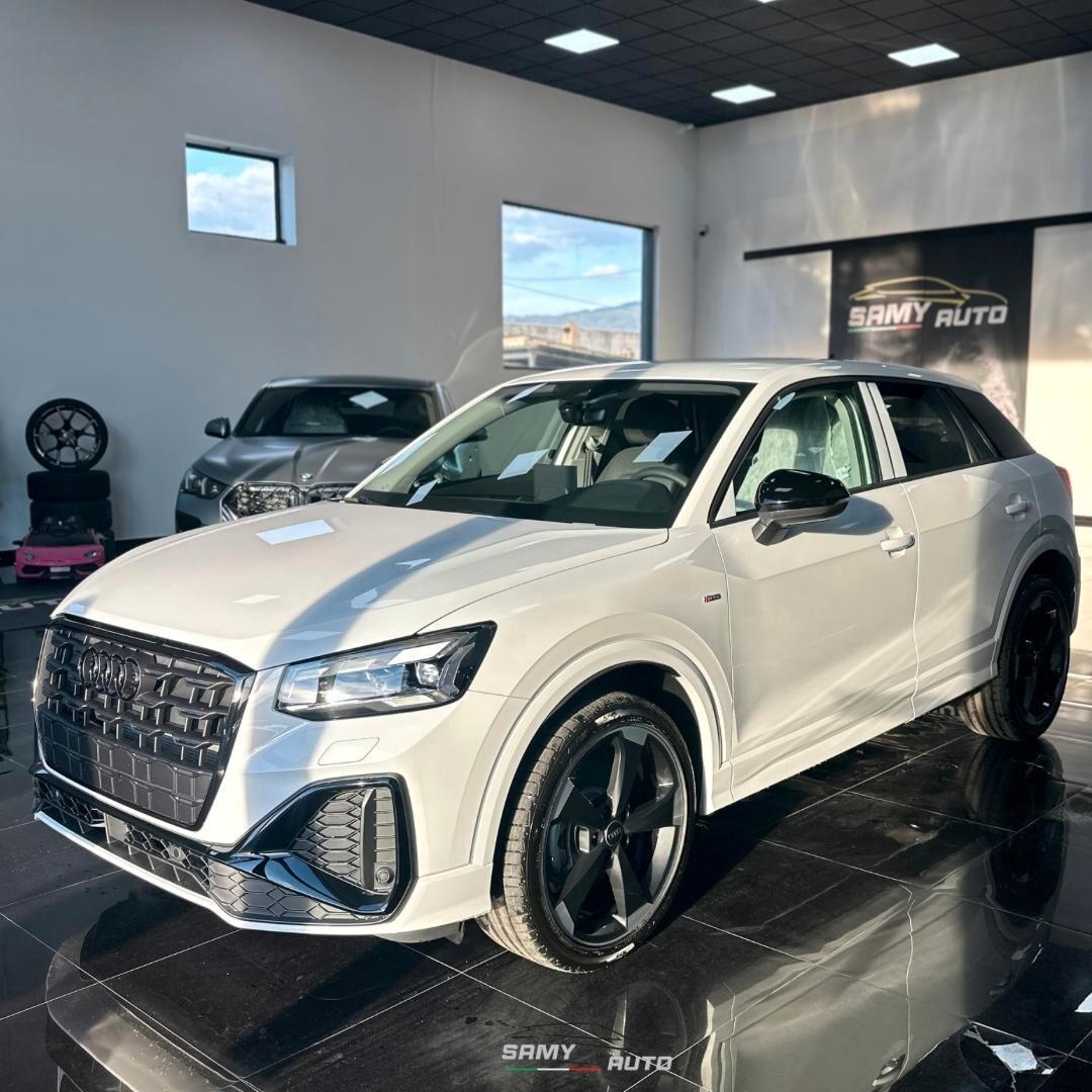 Audi Q2 30 TDI Identity Black