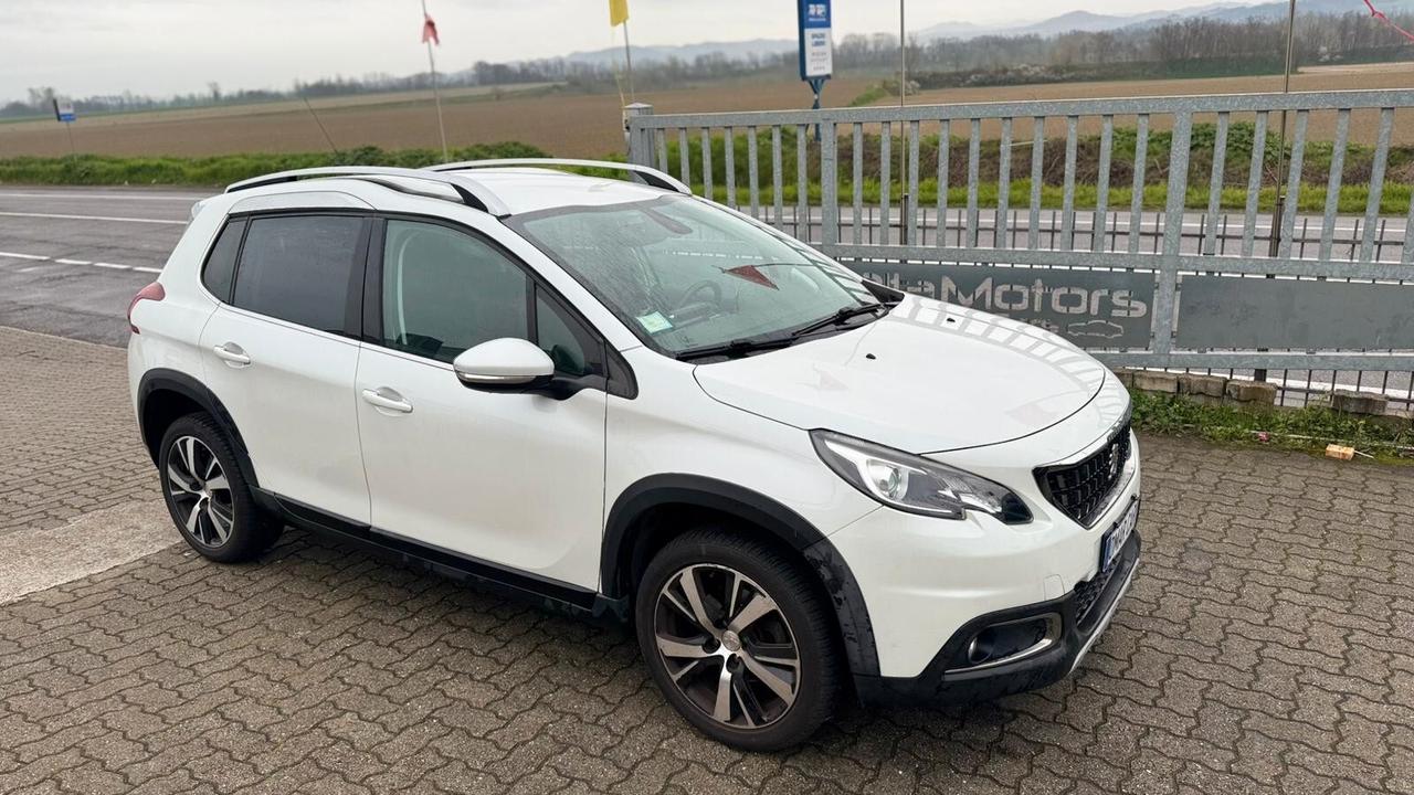 Peugeot 2008 1.2 BENZINA NEOP 2018