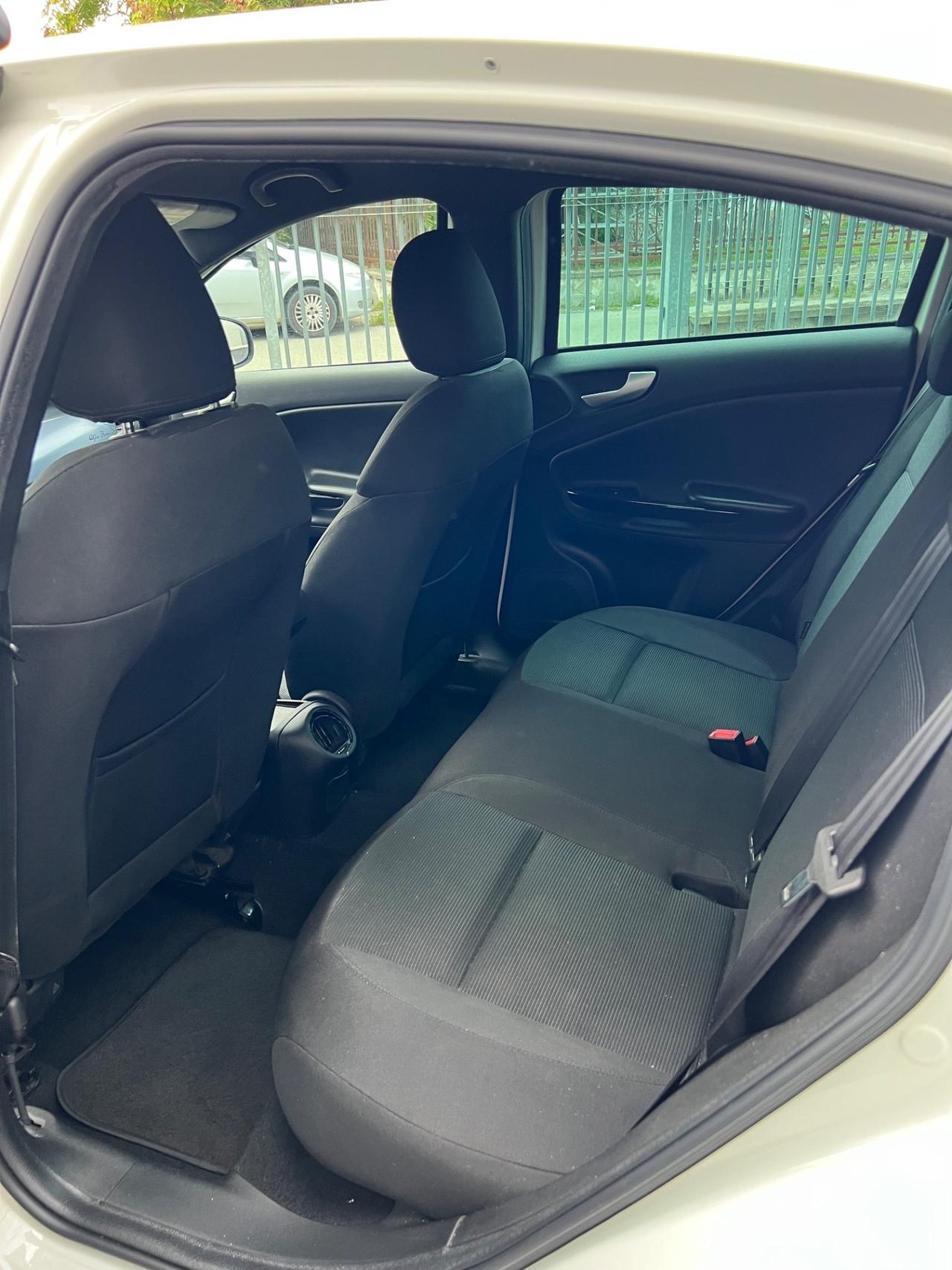 Alfa Romeo Giulietta 2.0 JTDm-2 150 CV ED SPORTIVA