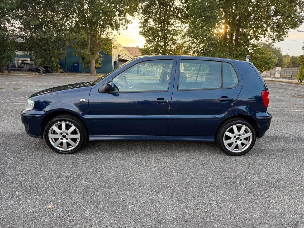 Volkswagen Polo 1.4 16V cat 5p. Highline