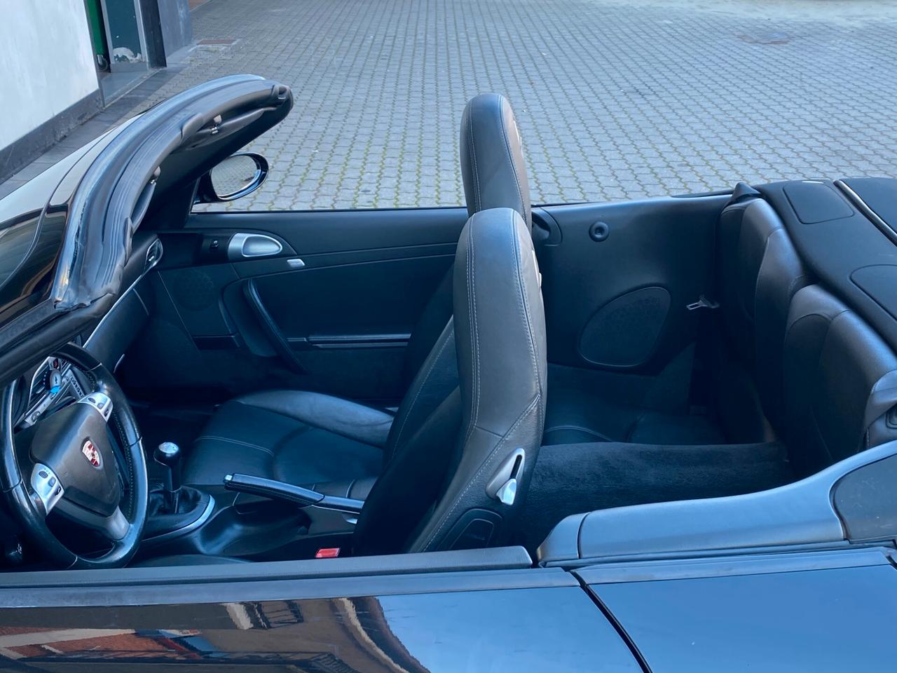 Porsche 911 Carrera 4S Cabriolet