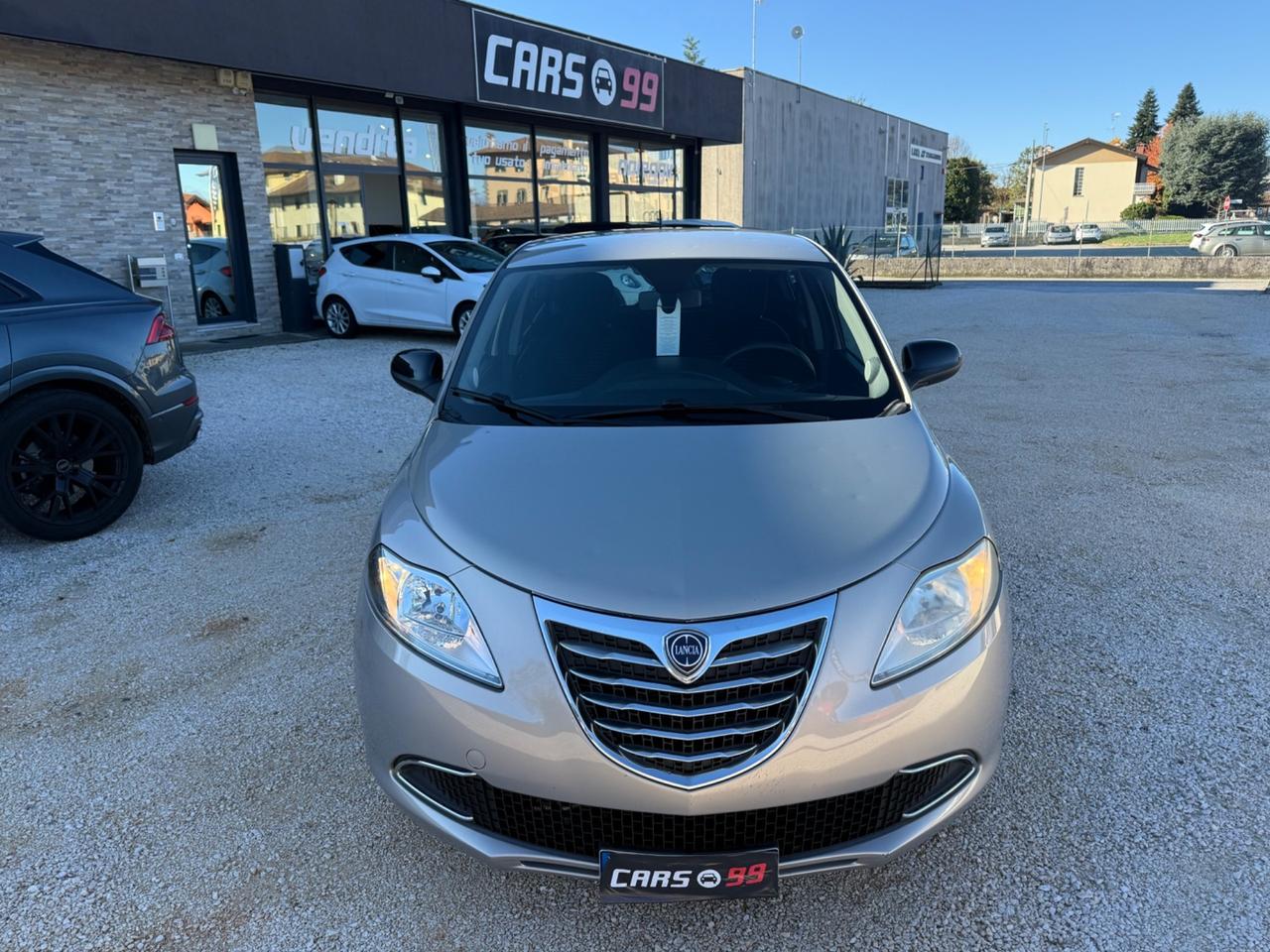 Lancia Ypsilon 0.9 TwinAir 85 CV 5 porte S&S DFN Platinum