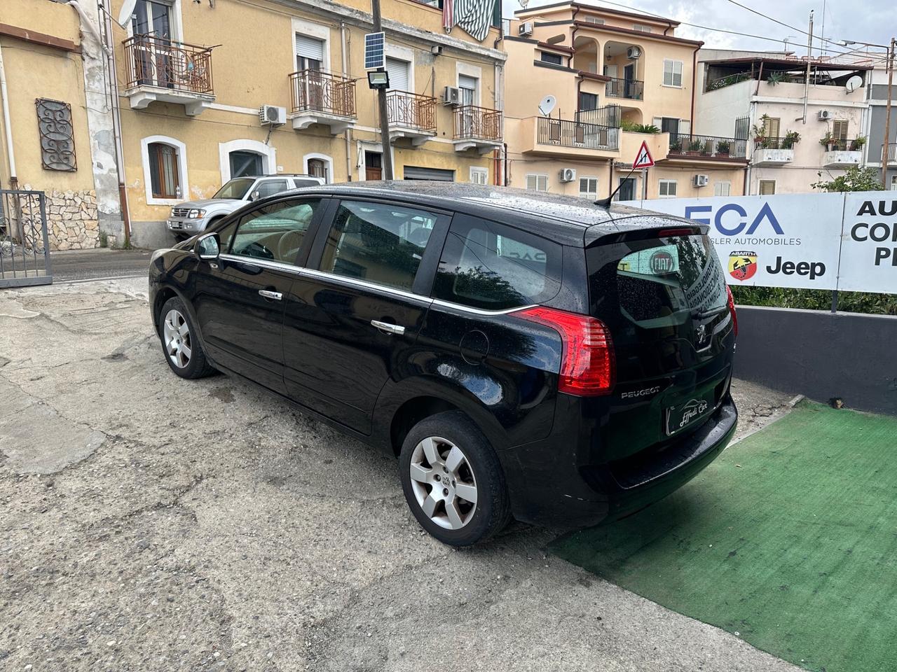 Peugeot 5008 1.6 HDi 112CV Business