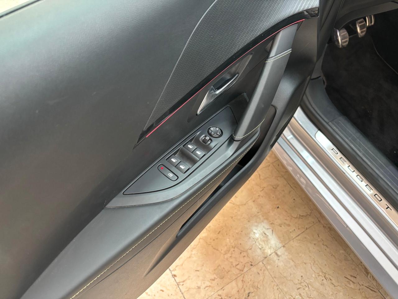 Peugeot 208 PureTech 100 Stop&Start 5 porte GT Plus