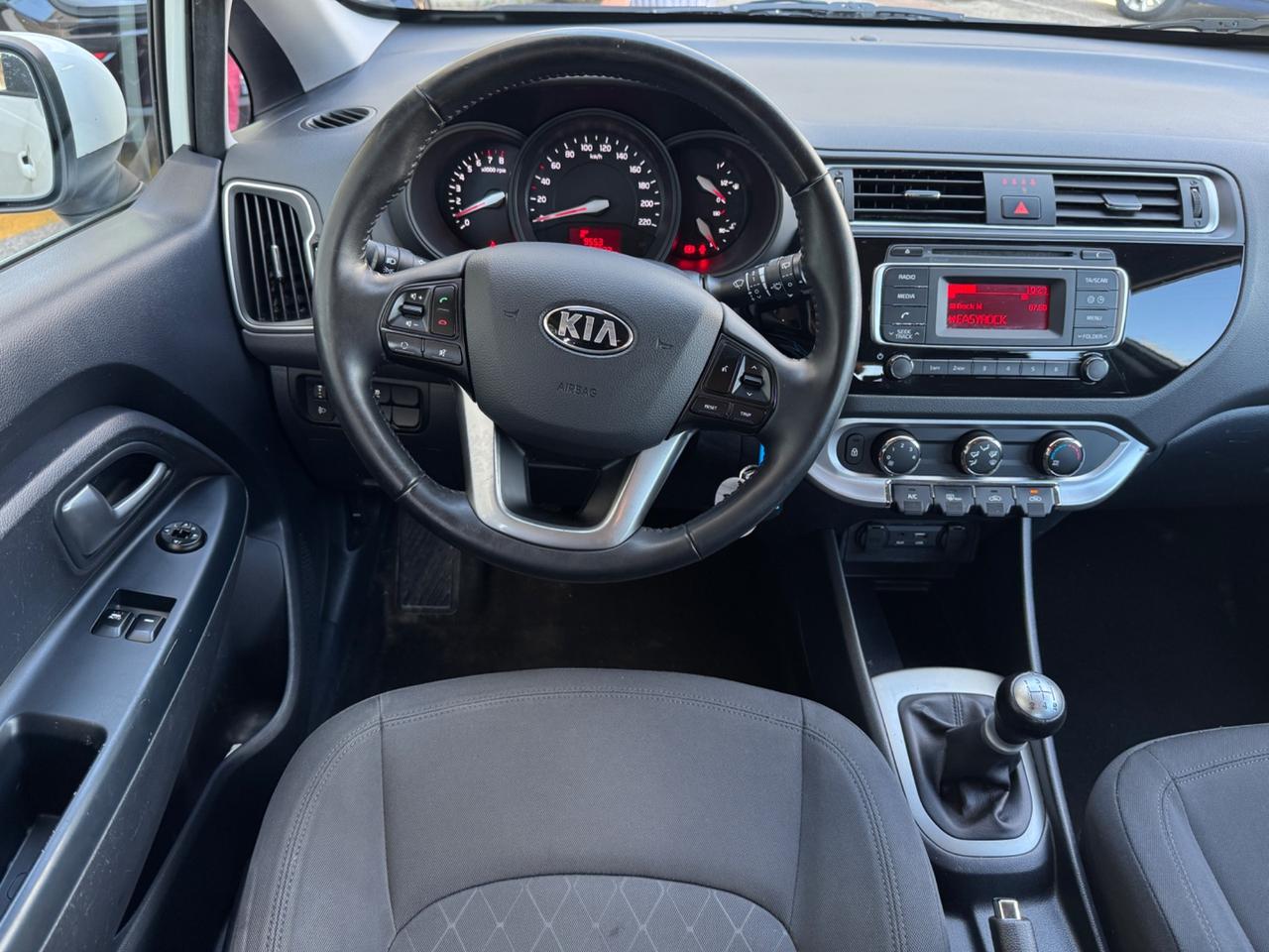 Kia Rio 1.2 CVVT 5p. Cool