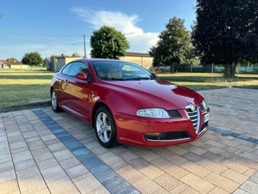 Alfa Romeo GT 1.8 16V TS Progression ( Disegno BERTONE )