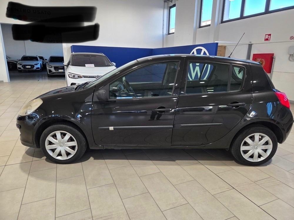 Renault Clio Storia 1.2 16V 5 porte Dynamique per neopatentati