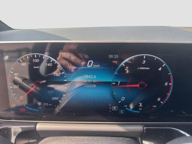MERCEDES-BENZ CLA sse B B 180 d Automatic Sport Plus