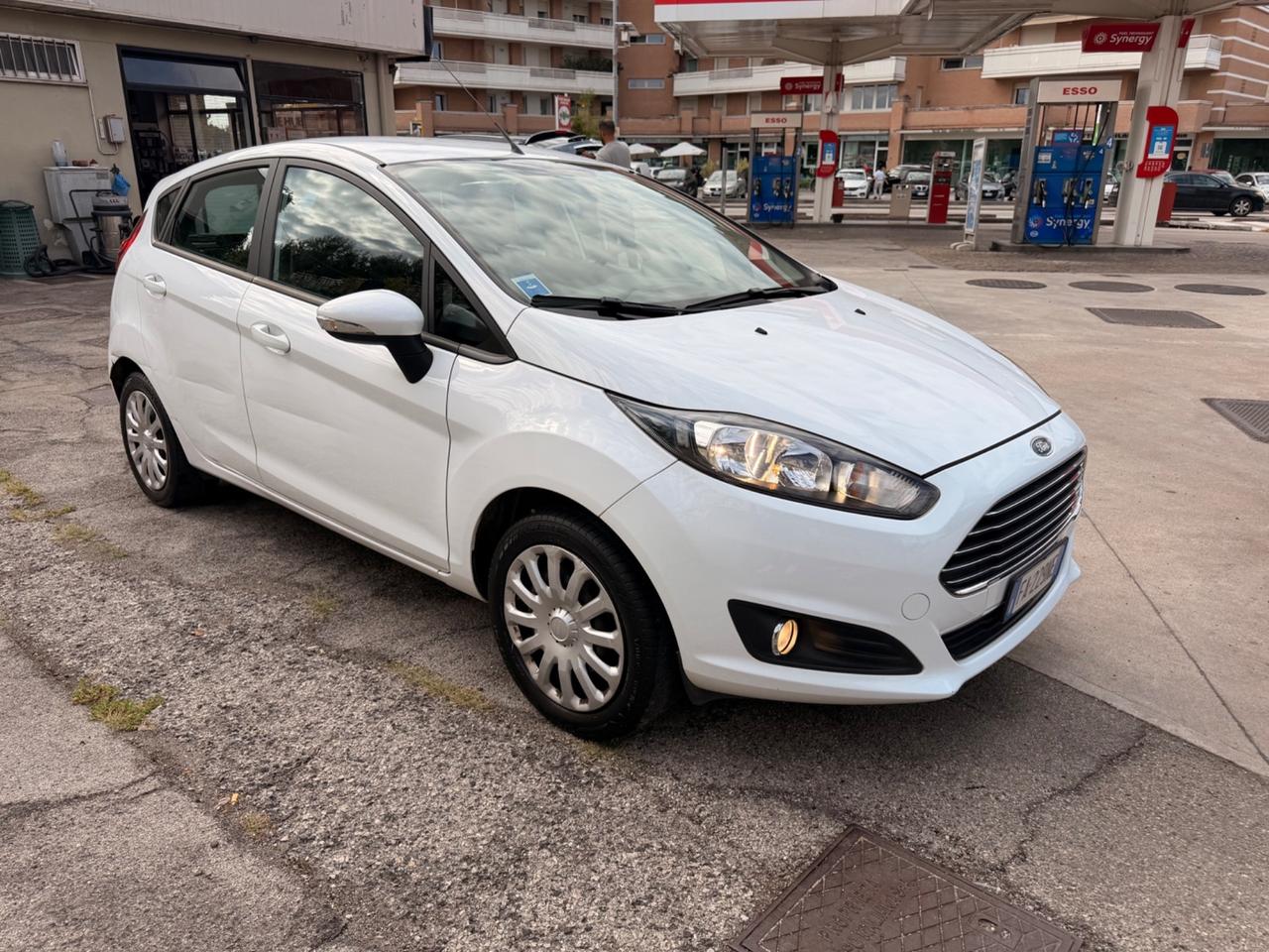 FORD FIESTA1.0 BENZINA NEOPATENTATI GARANZIA EURO6