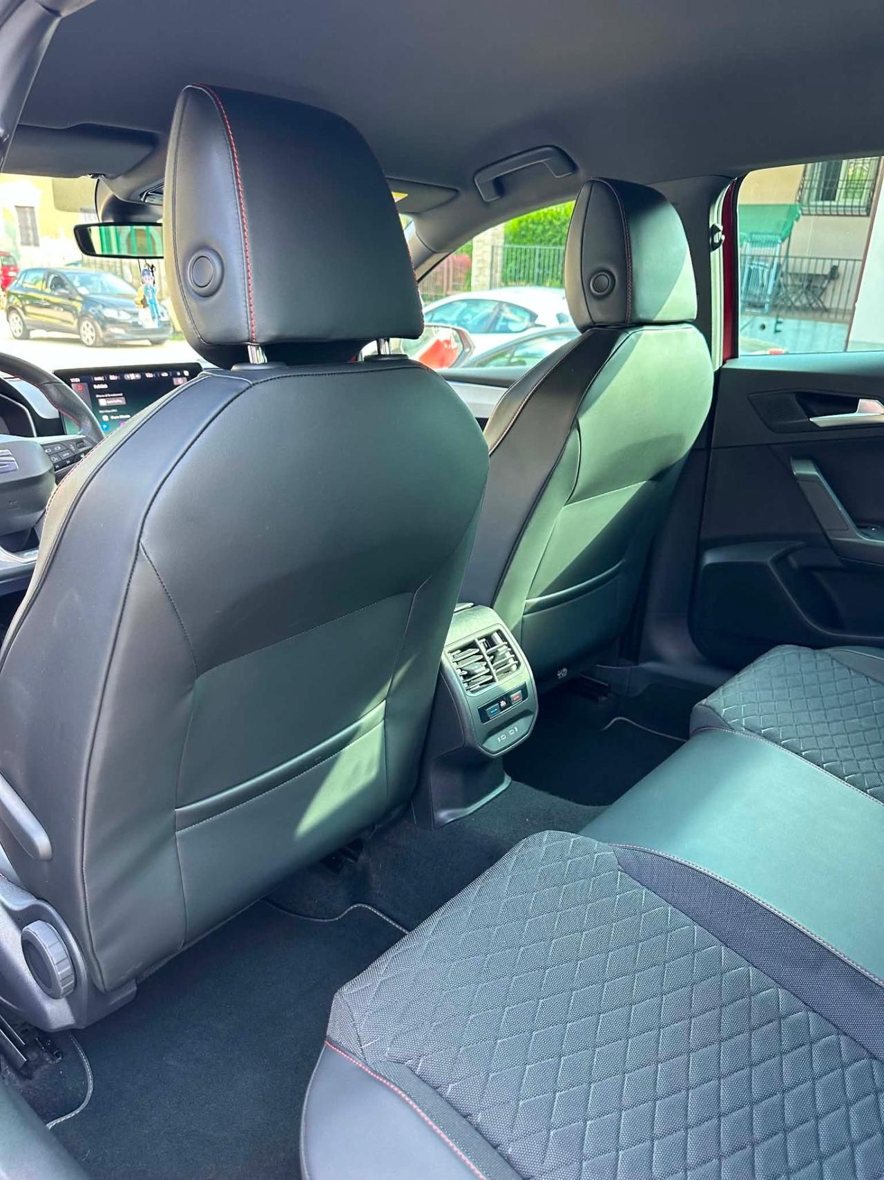 Seat LEON 1.5 eTSI HYBRID FR KMCERT GARANZ UNICOPR