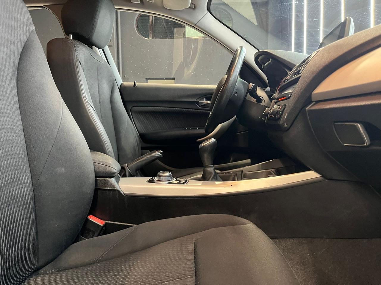 Bmw 116d 5p. Urban OK NEOPATENTATI