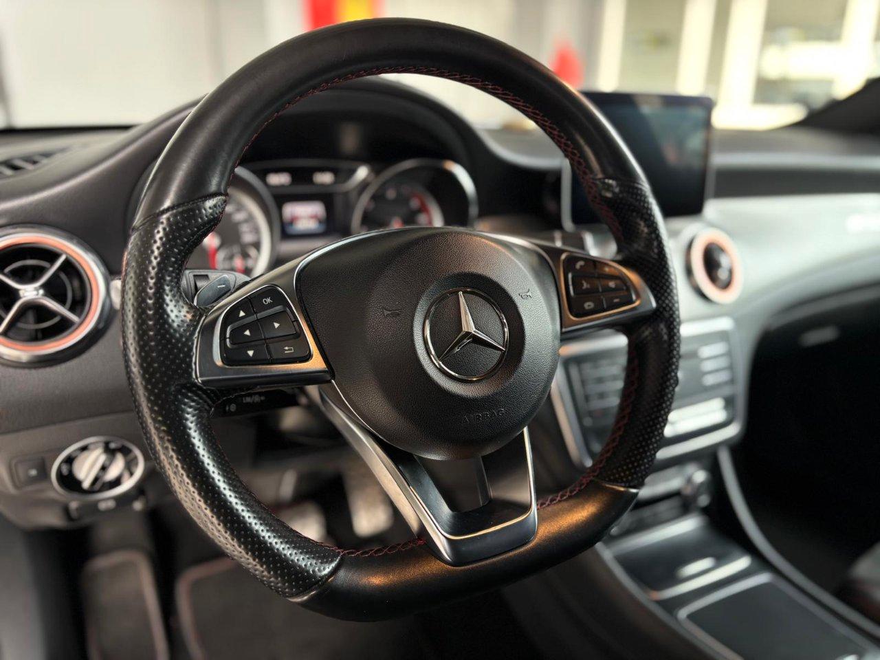 Mercedes GLA 220 d Premium 4matic auto