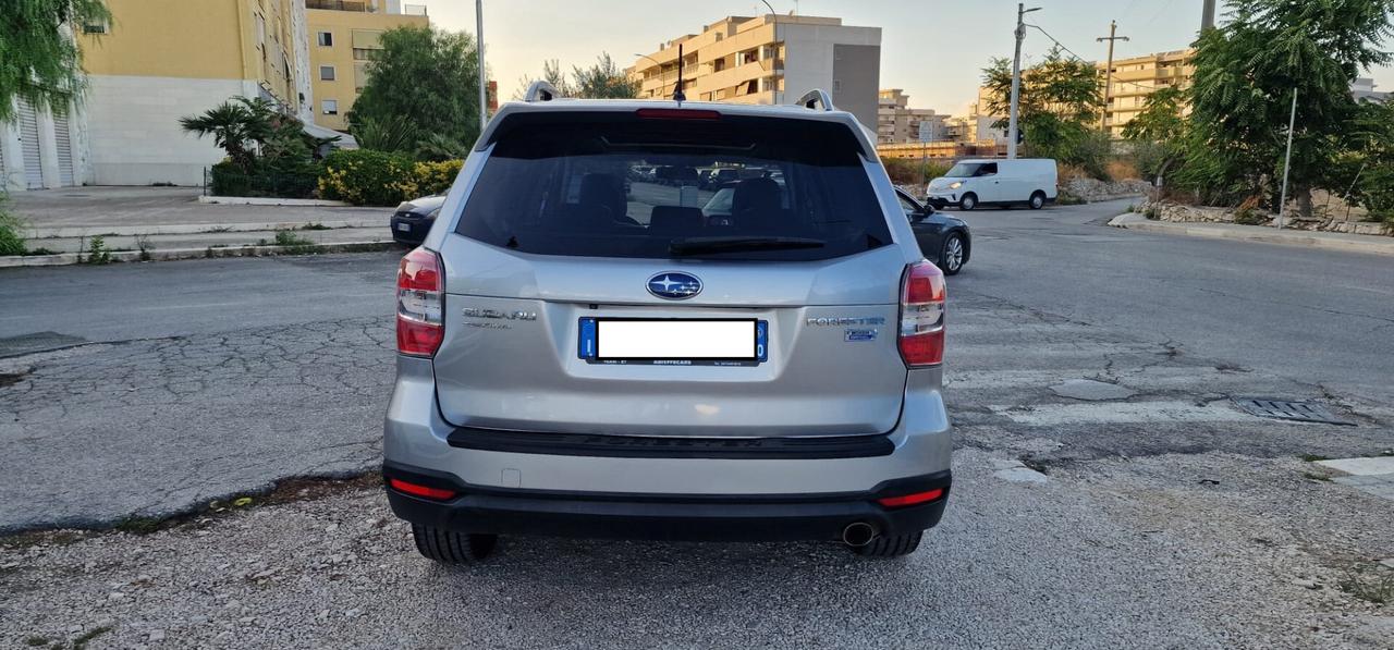 Subaru Forester 2.0D -S DYNAMIC 2015
