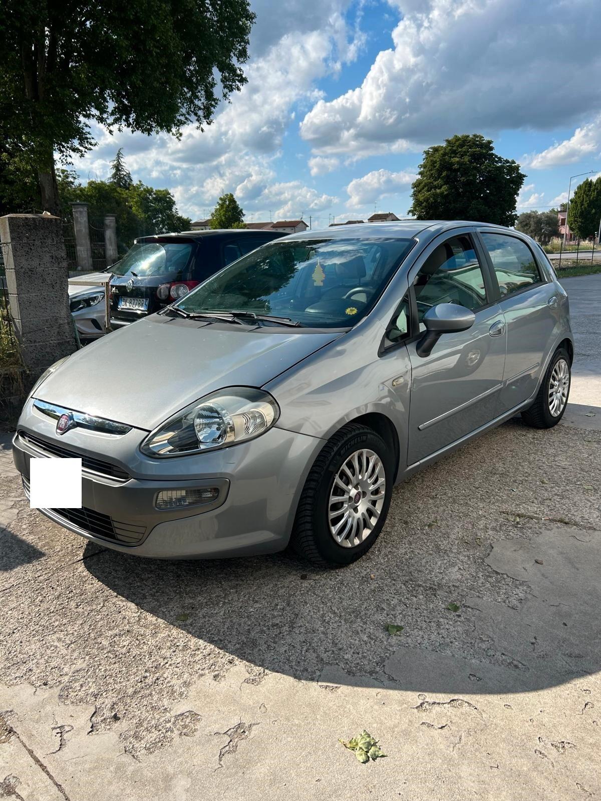 Fiat Punto 1.3 MJT II 75 CV 5 porte Young OK NEO PATENTATI