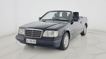 Mercedes-Benz Serie E E 200 cat Cabriolet ASI