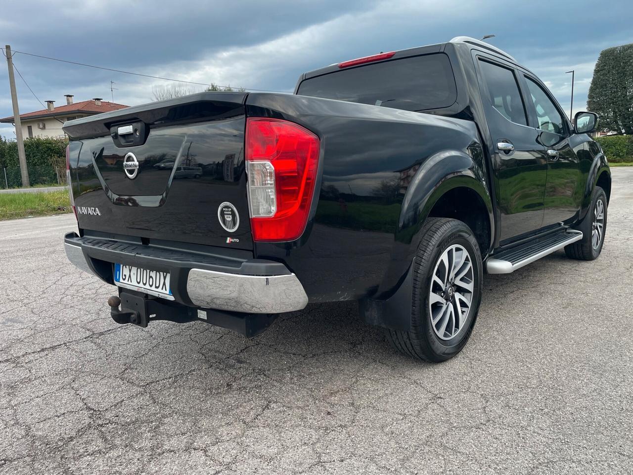 Nissan Navara 2.3 dCi 4WD Double Cab N-Connecta