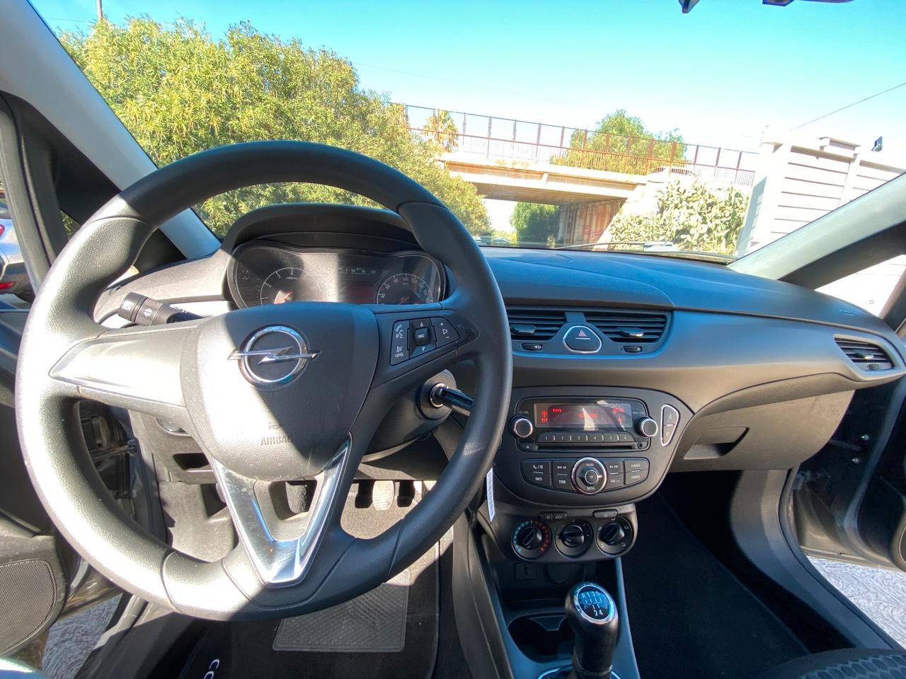 Opel Corsa 1.2 5 porte