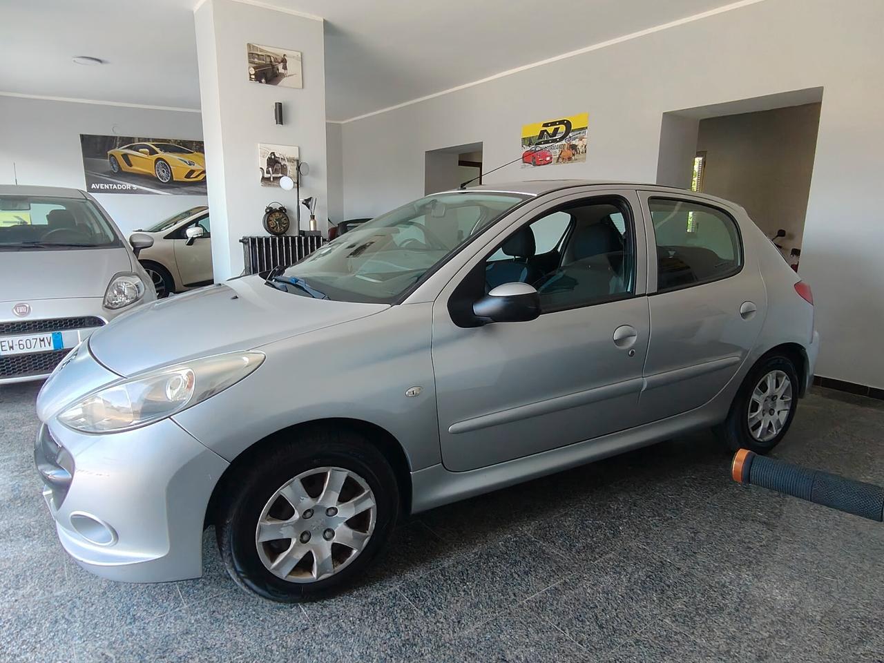 Peugeot 206 Plus 1.4 HDi 70CV 5p. Trendy