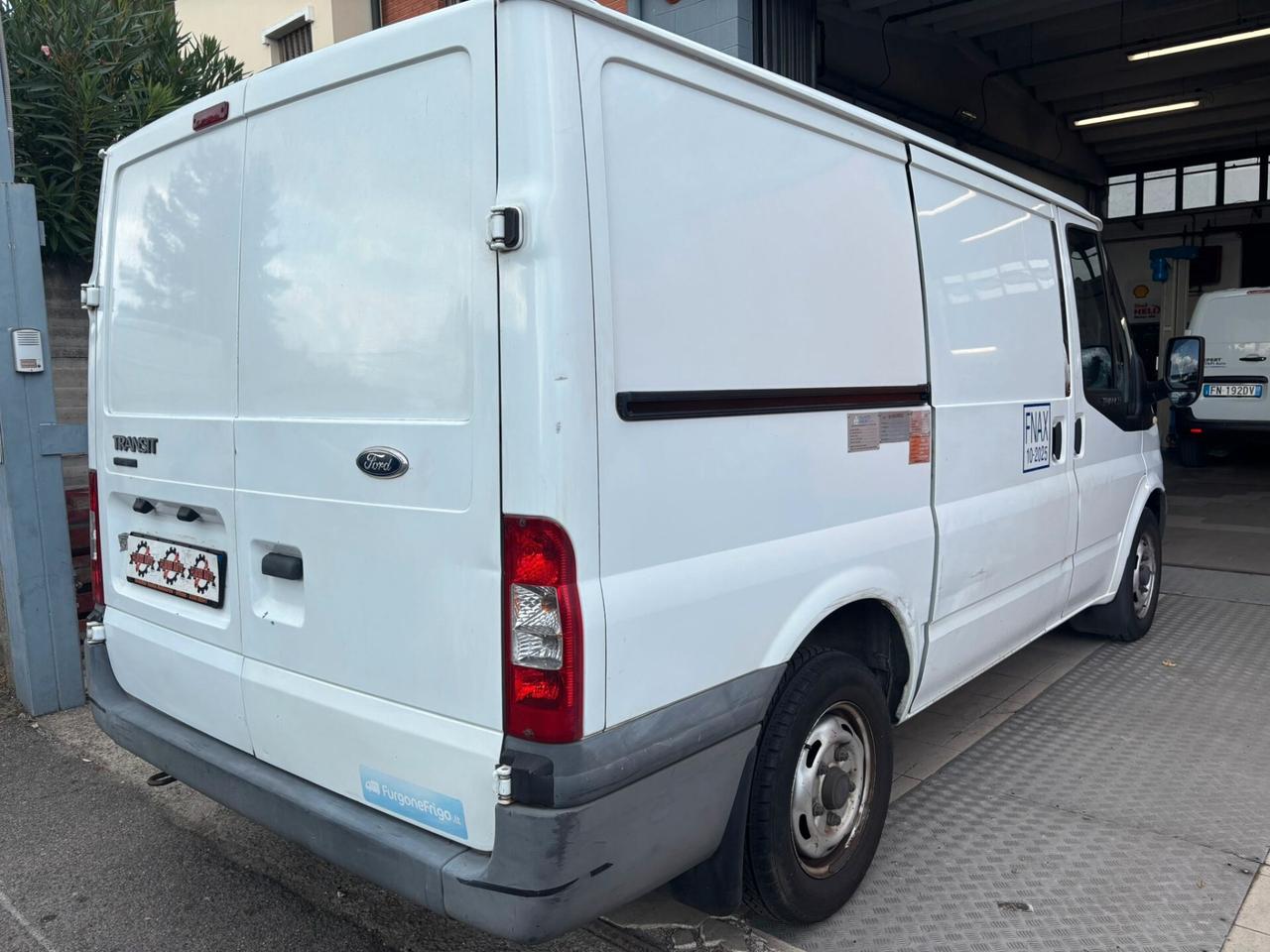 Ford Transit 280S 2.2 TDCi/85 PC-TN Furgone coibentato con allestimento isotermico