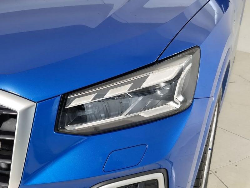 Audi Q2 I 2021 40 2.0 tfsi Business Advanced quattro s-tronic