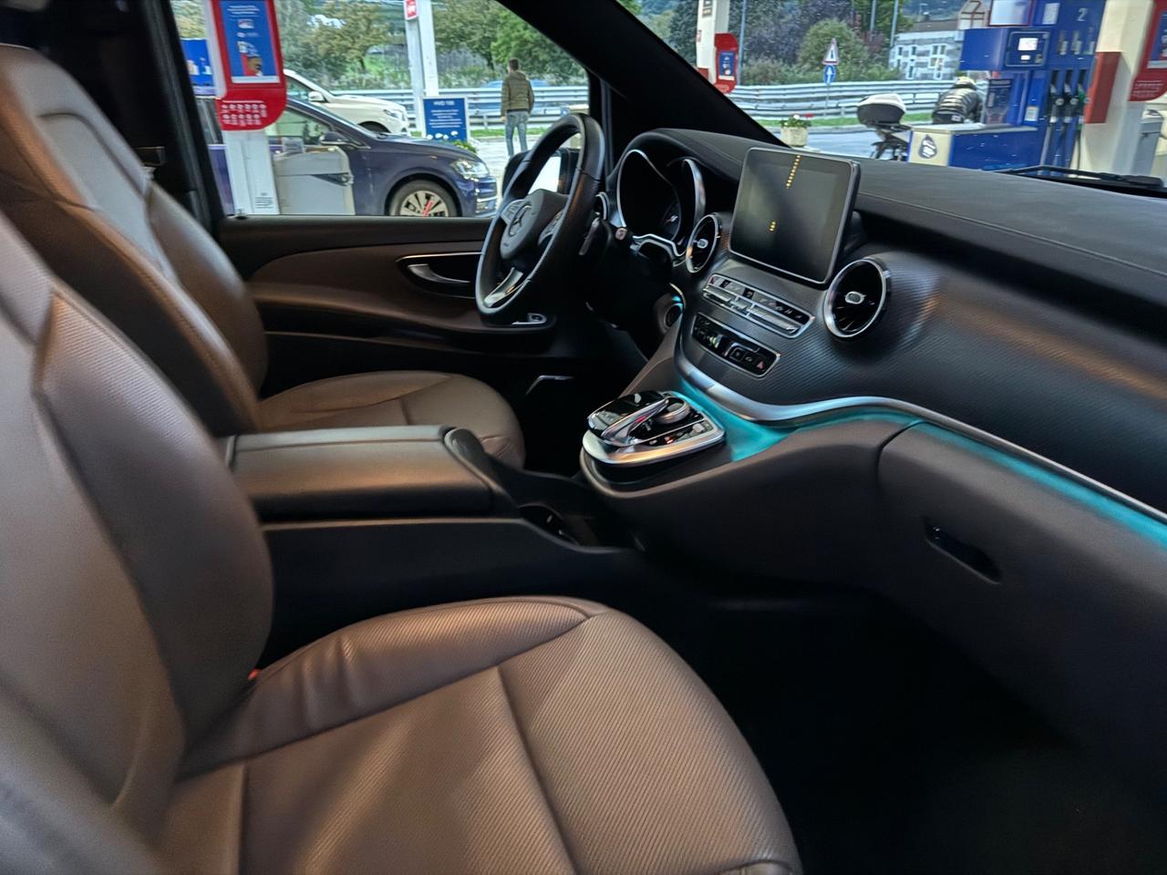 Mercedes-benz V 300 d Automatic 4Matic Premium Business Long