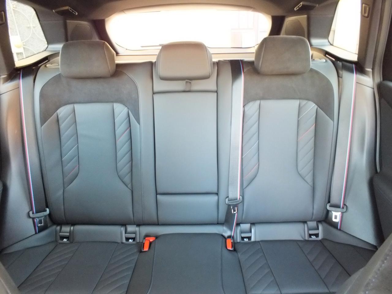 BMW-X3 20d 48V M-SPORT-PRO 15.000 KM!!