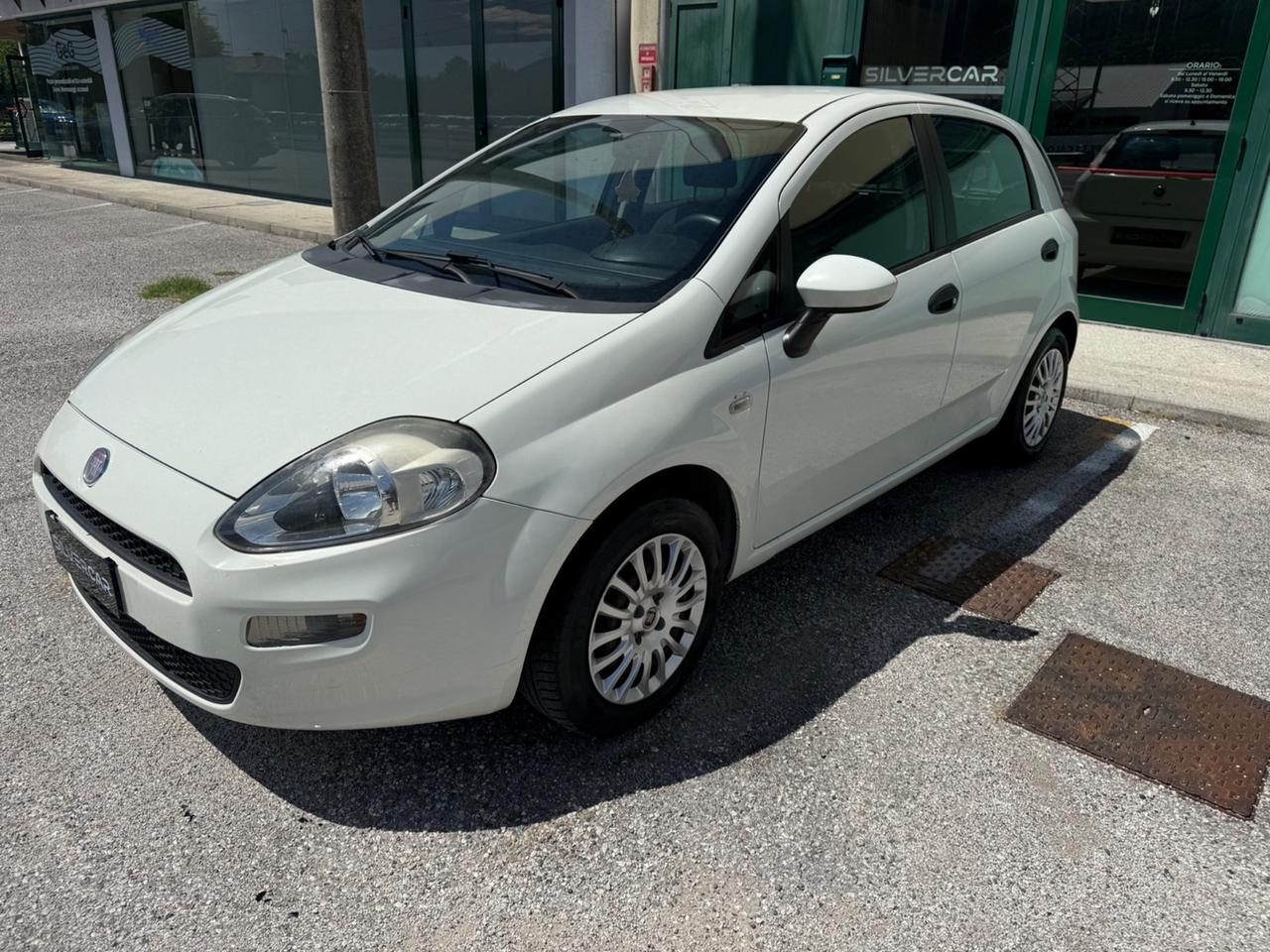 Fiat Punto 1.3 MJT 75 CV 5 porte