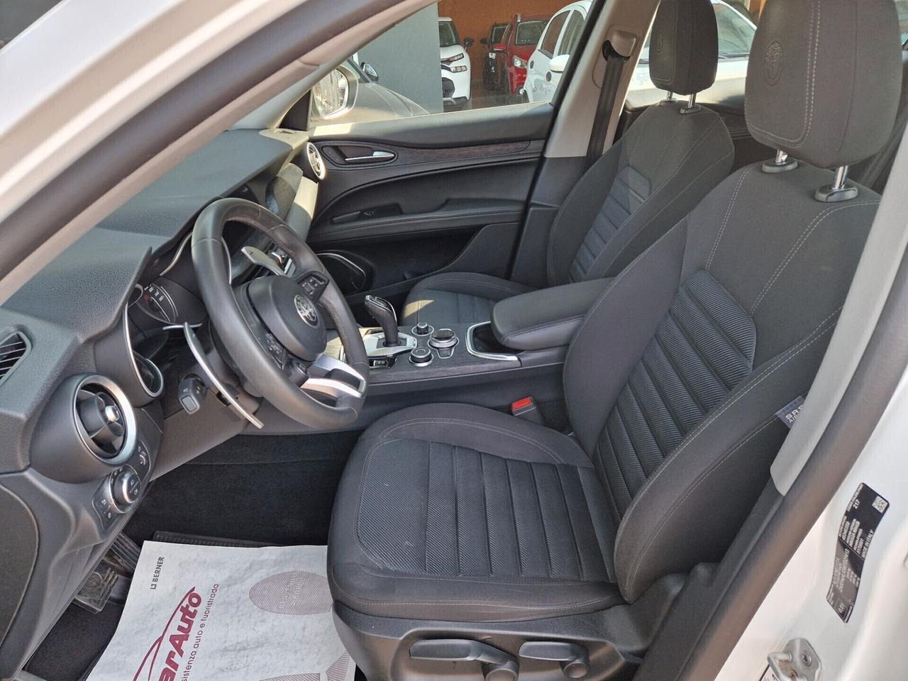 Alfa Romeo Stelvio 2.2 Turbodiesel 190 CV AT8 Q4 Business