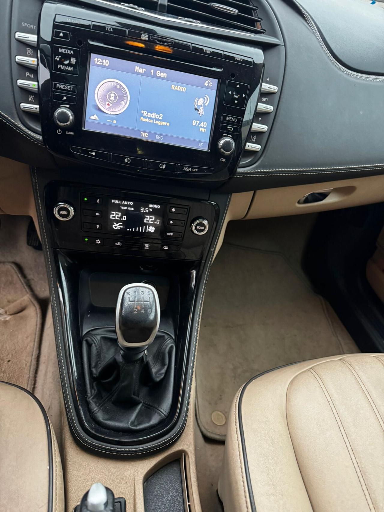 Lancia Delta 2.0 MJT DPF Executive