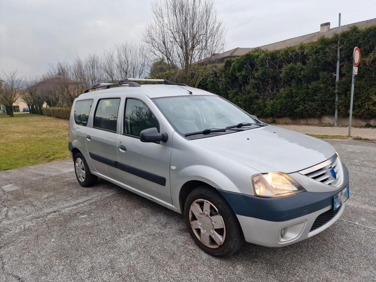 Dacia Logan MCV 1.5 dCi 70CV 7 posti Lauréate