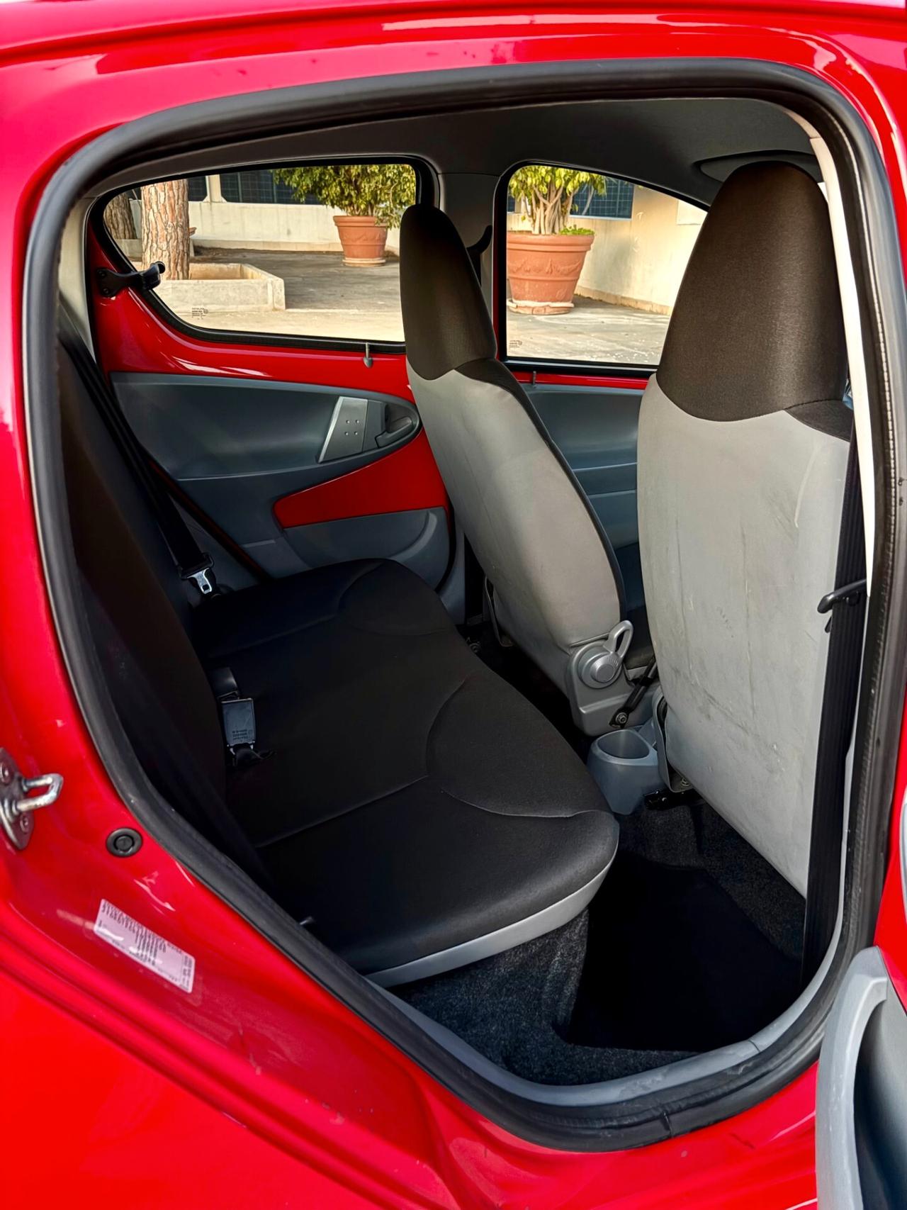 Toyota Aygo 1.0 12V VVT-i 5 porte Now