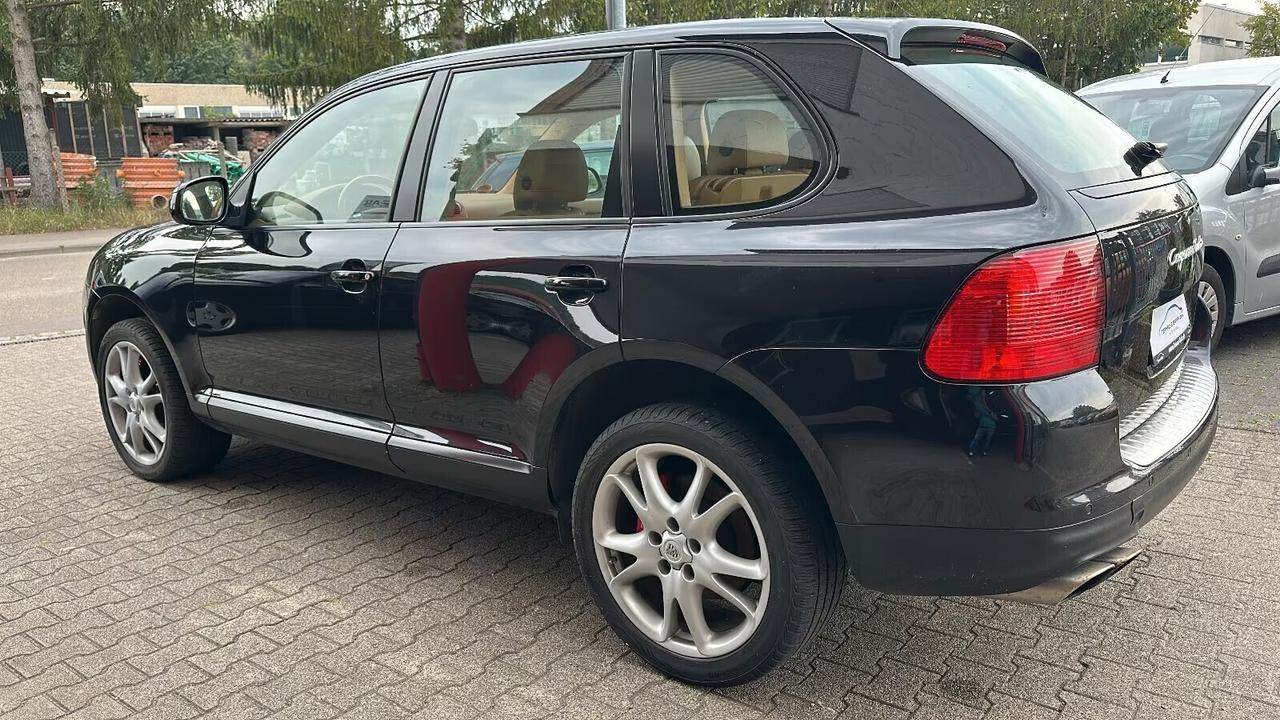 Porsche Cayenne 4.5 cat Turbo