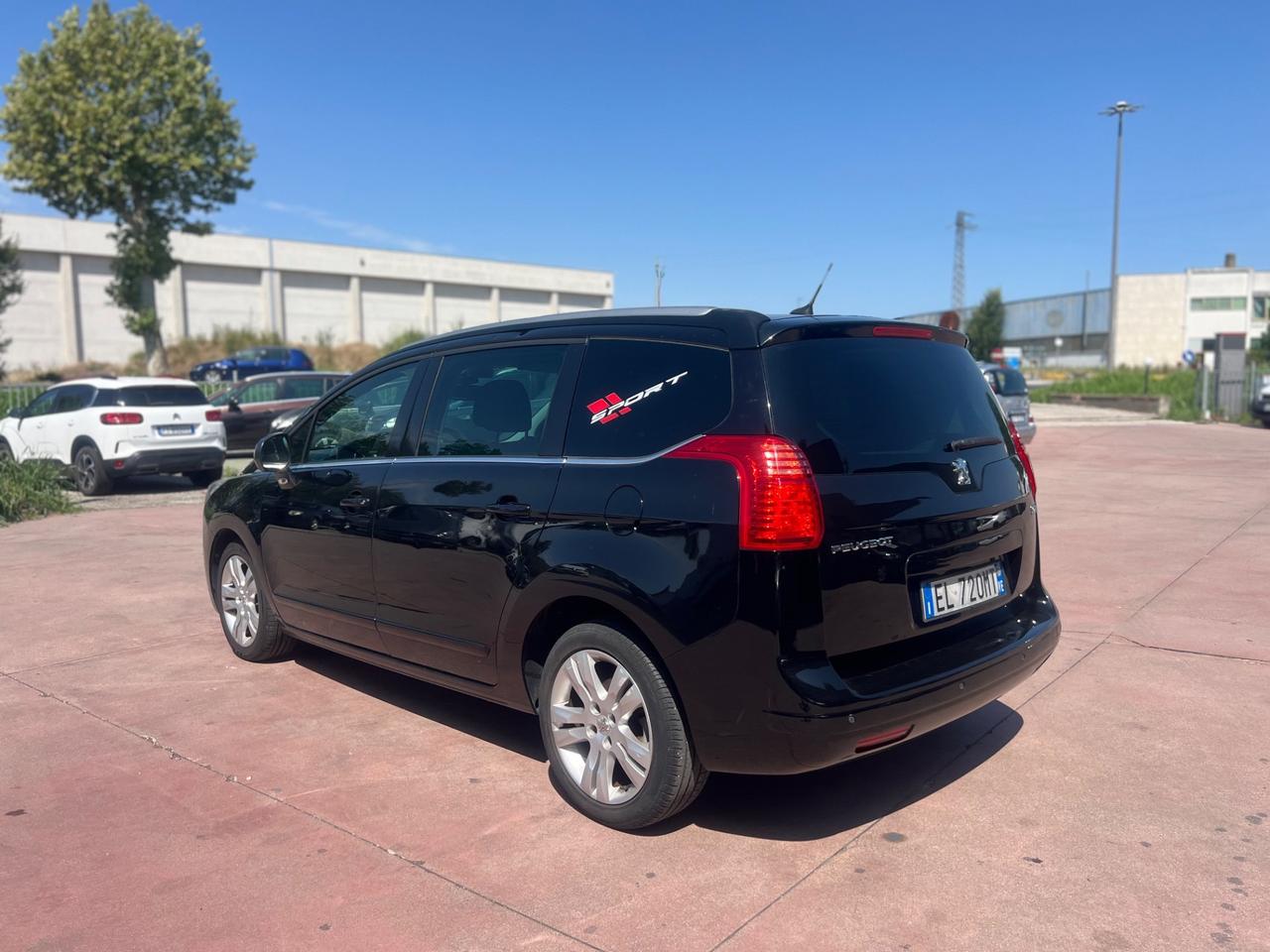 Peugeot 5008 1.6 HDi 112CV Allure