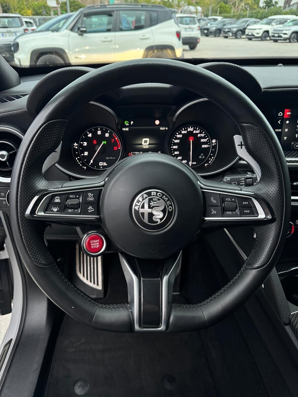 Alfa Romeo Stelvio 2.9 Bi-Turbo V6 510 CV AT8 Quadrifoglio