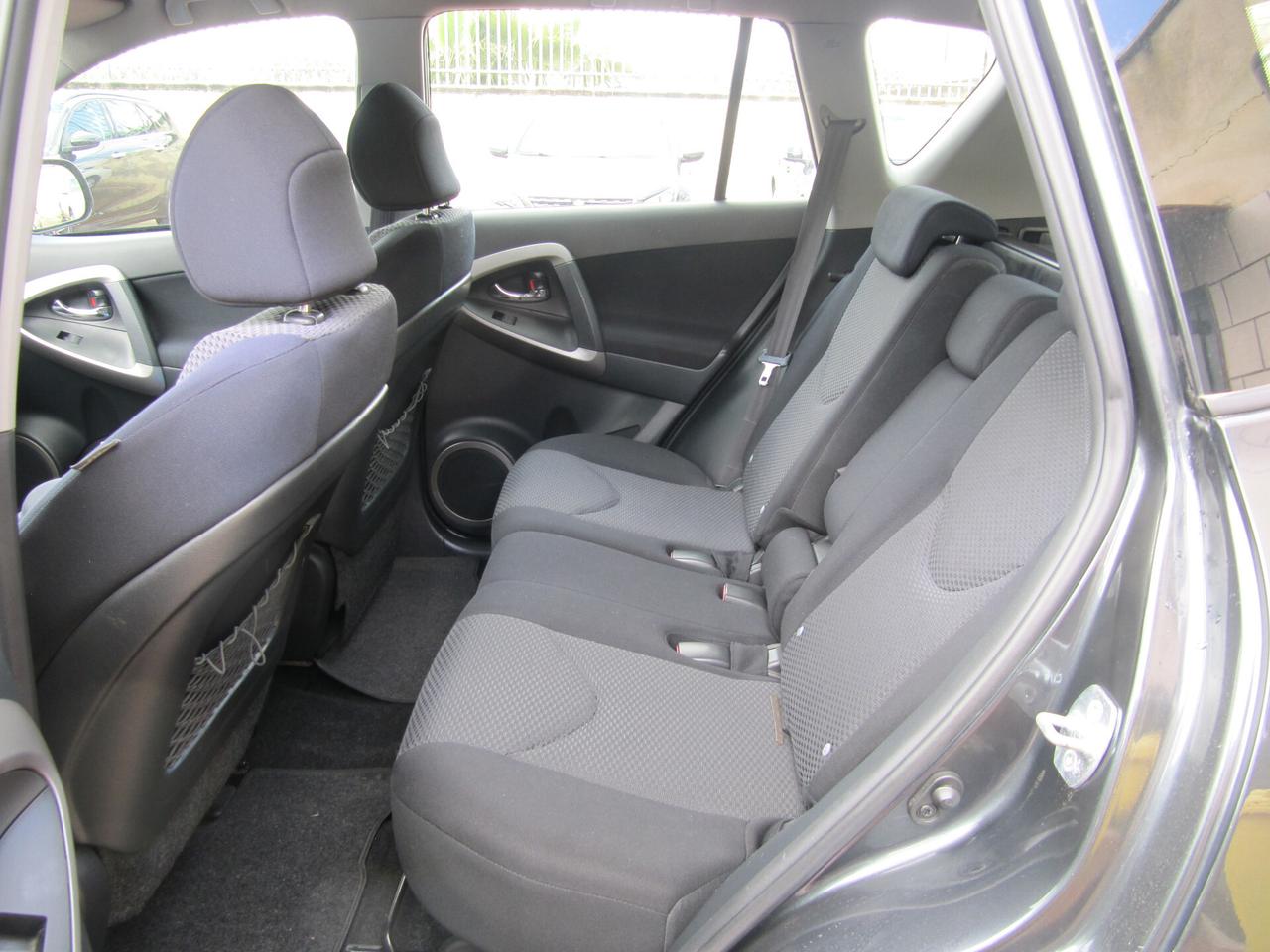 Toyota RAV 4 RAV4 2.2 D-4D 136 CV